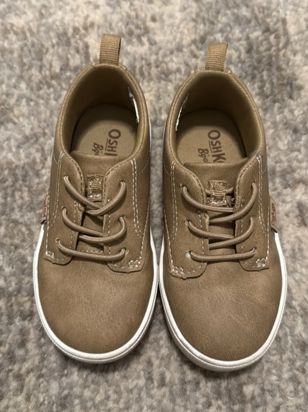 OshKosh B'gosh Little Kids' Tan Lace-Up Sneakers